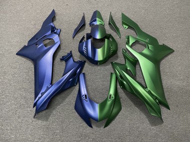 Aftermarket 2017-2019 Blue and Green Split Yamaha R6 Motorcycle Fairing