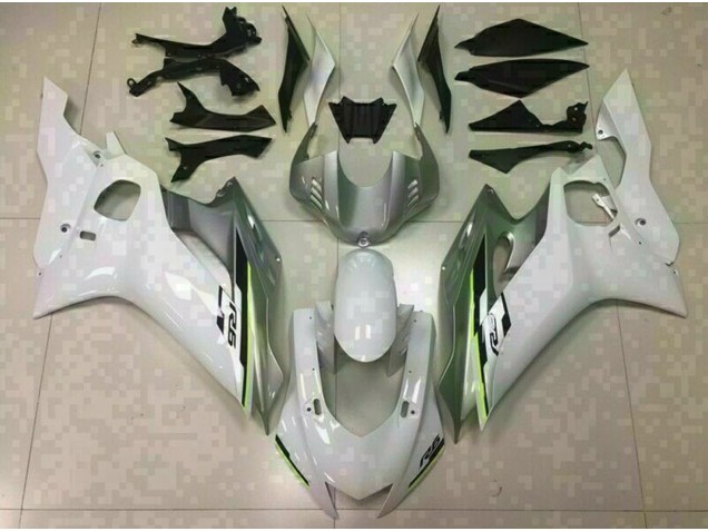 Aftermarket 2017-2019 Gloss White and Silver Yamaha R6 Motorcycle Fairing