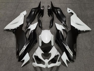 Aftermarket 2019-2020 Matte Pearl White and Black Kawasaki ZX6R Motorcycle Fairing